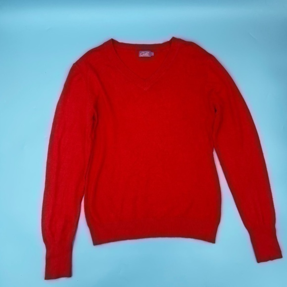 CIELO V-Neck Sweater